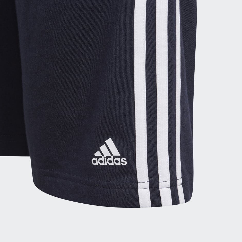 Pantaloni scurți cu 3 dungi adidas Essentials