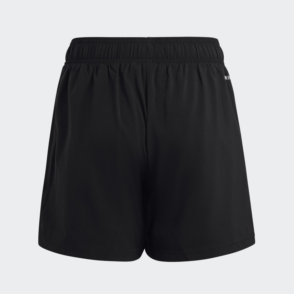 Essentials Small Logo Chelsea Shorts