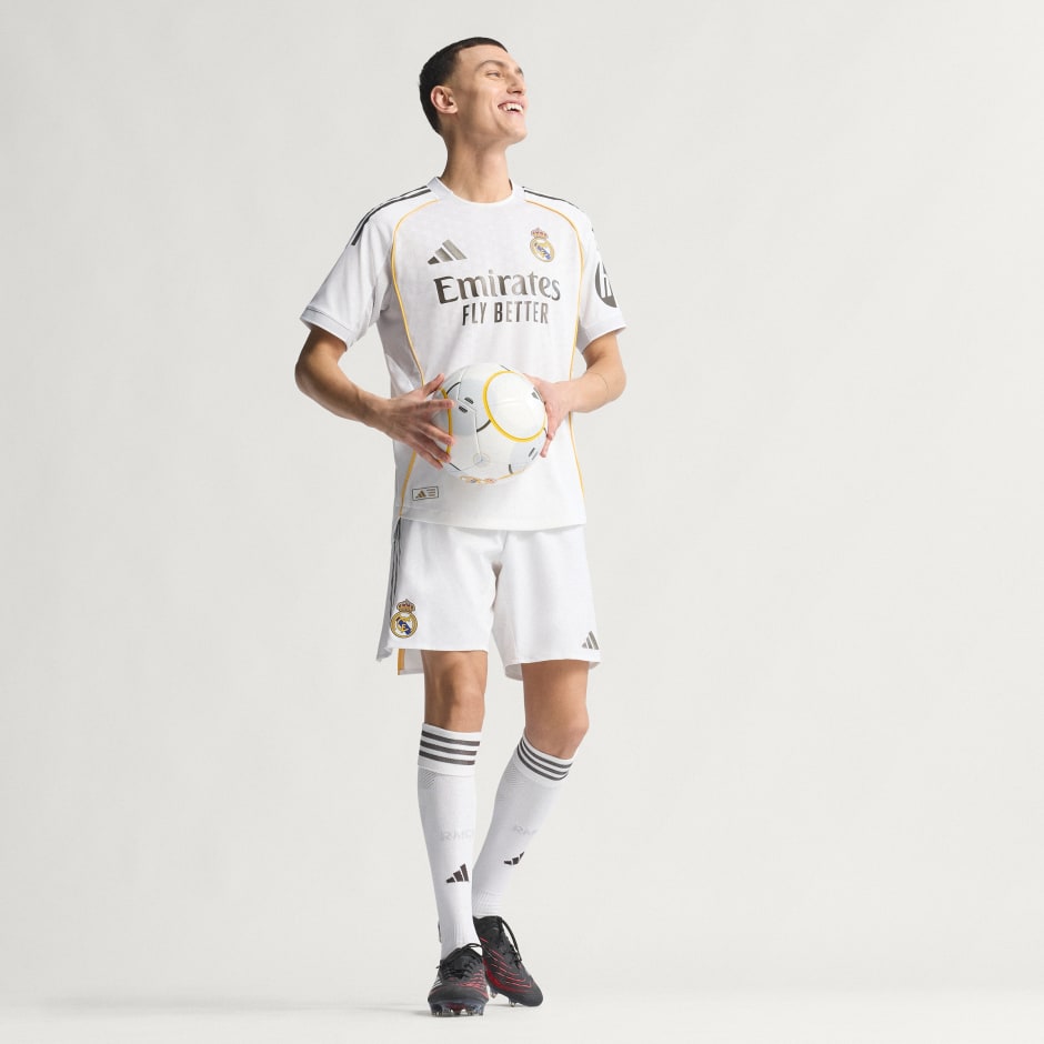 Dres Real Madrid 25/26 Home Authentic