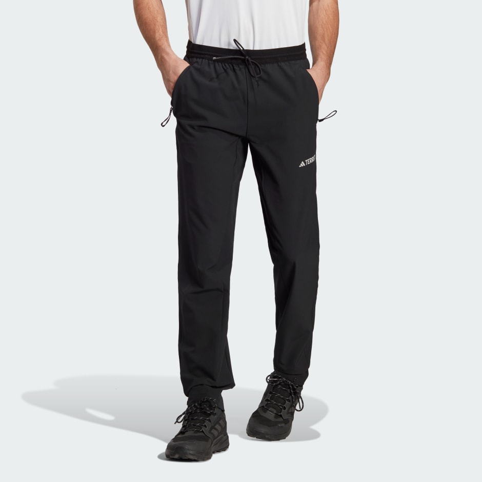 Adidas hiking sale clothes