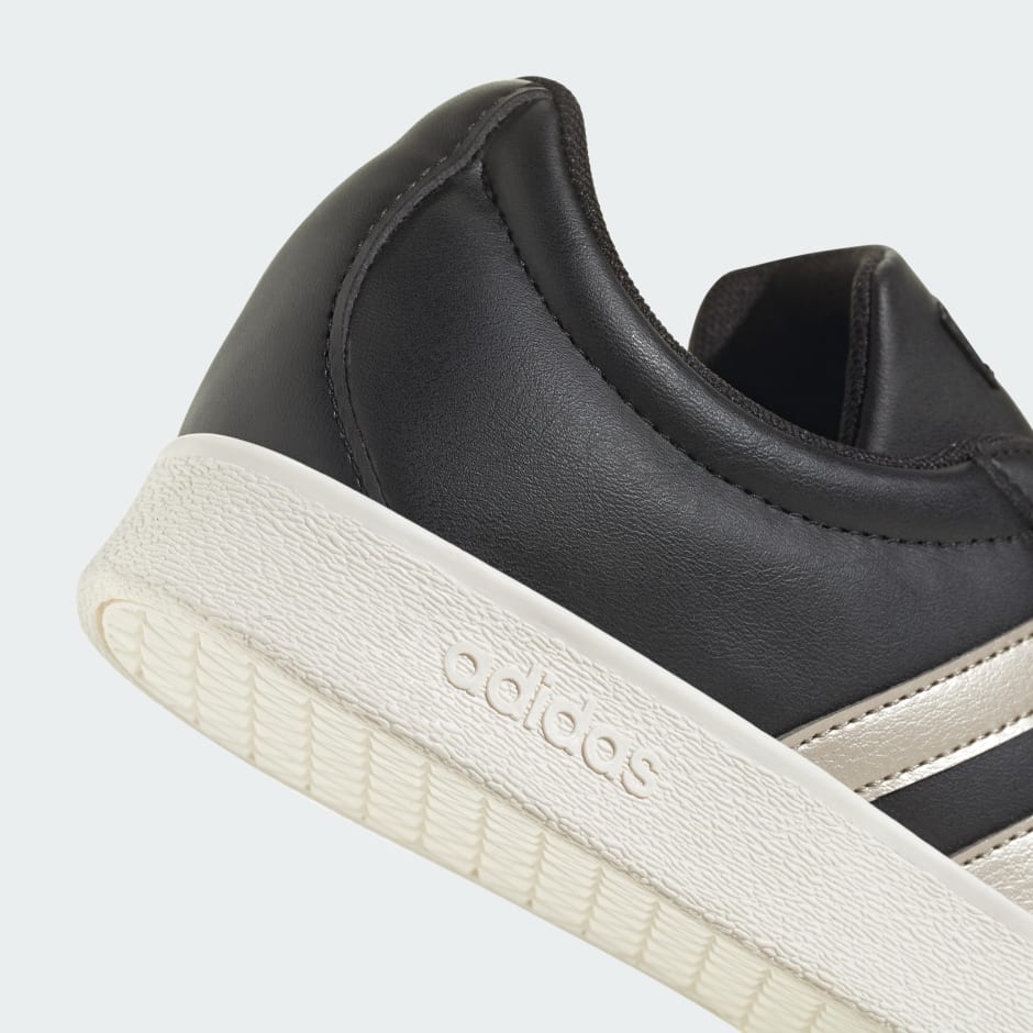 حذاء VL Court Base