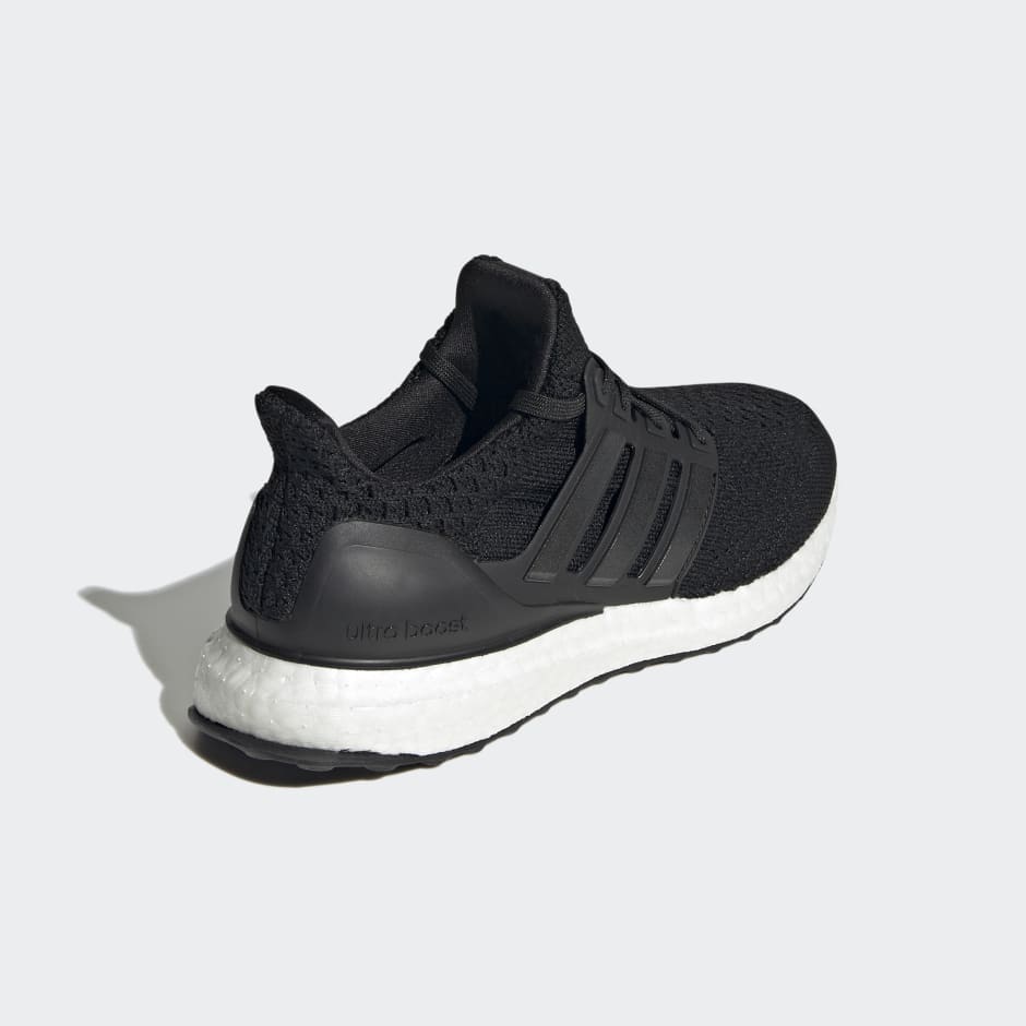 Ultraboost 5.0 DNA Shoes