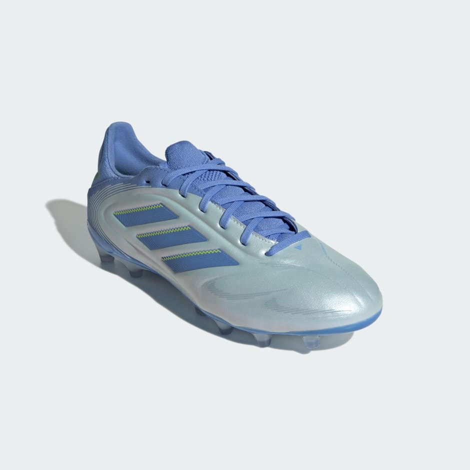 Ghete de fotbal Copa Pure 3 pentru teren ferm