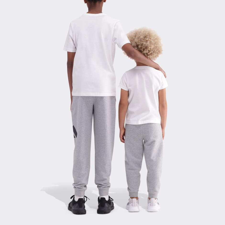 Lounge Ice Graphic T-Shirt