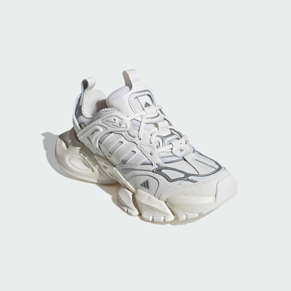 XLG Runner Deluxe Shoes