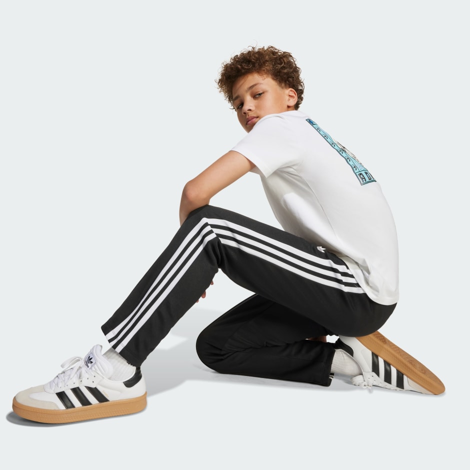 بنطال رياضي للأطفال