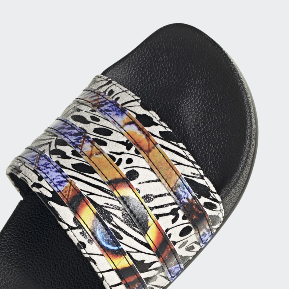 Adilette Slides