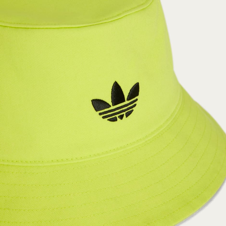 Zvonasti &scaron;e&scaron;ir Tour