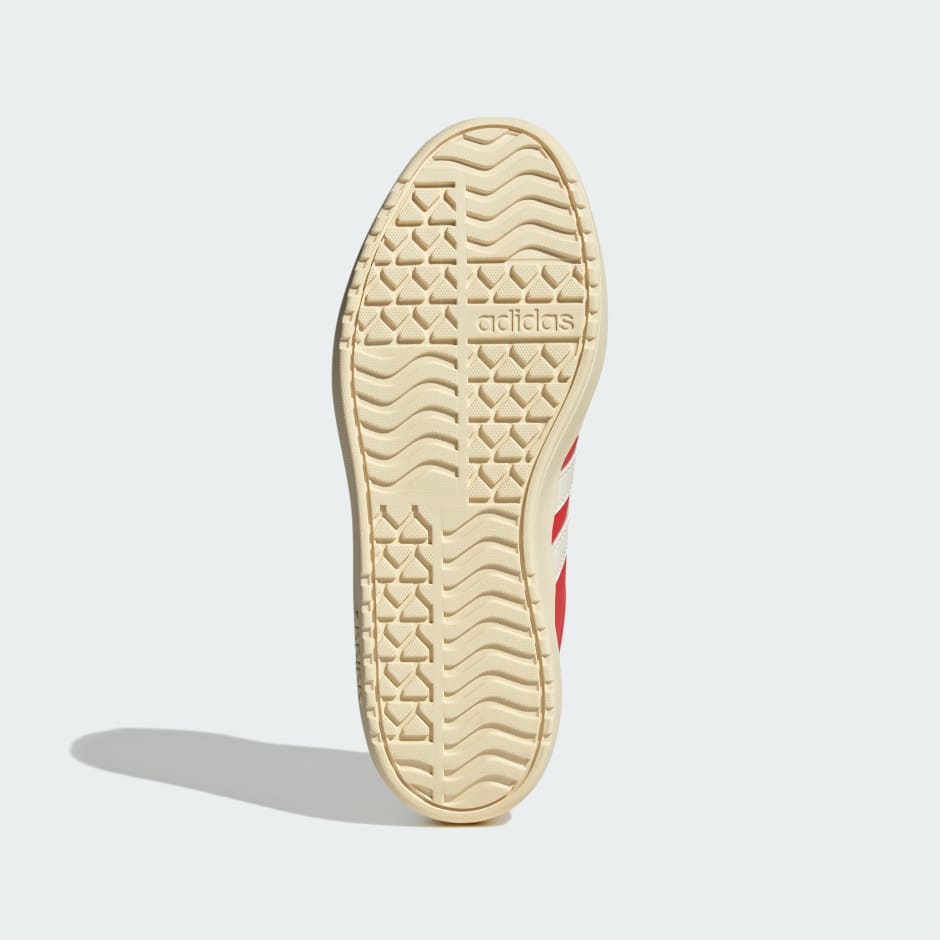 VL Court Bold Shoes