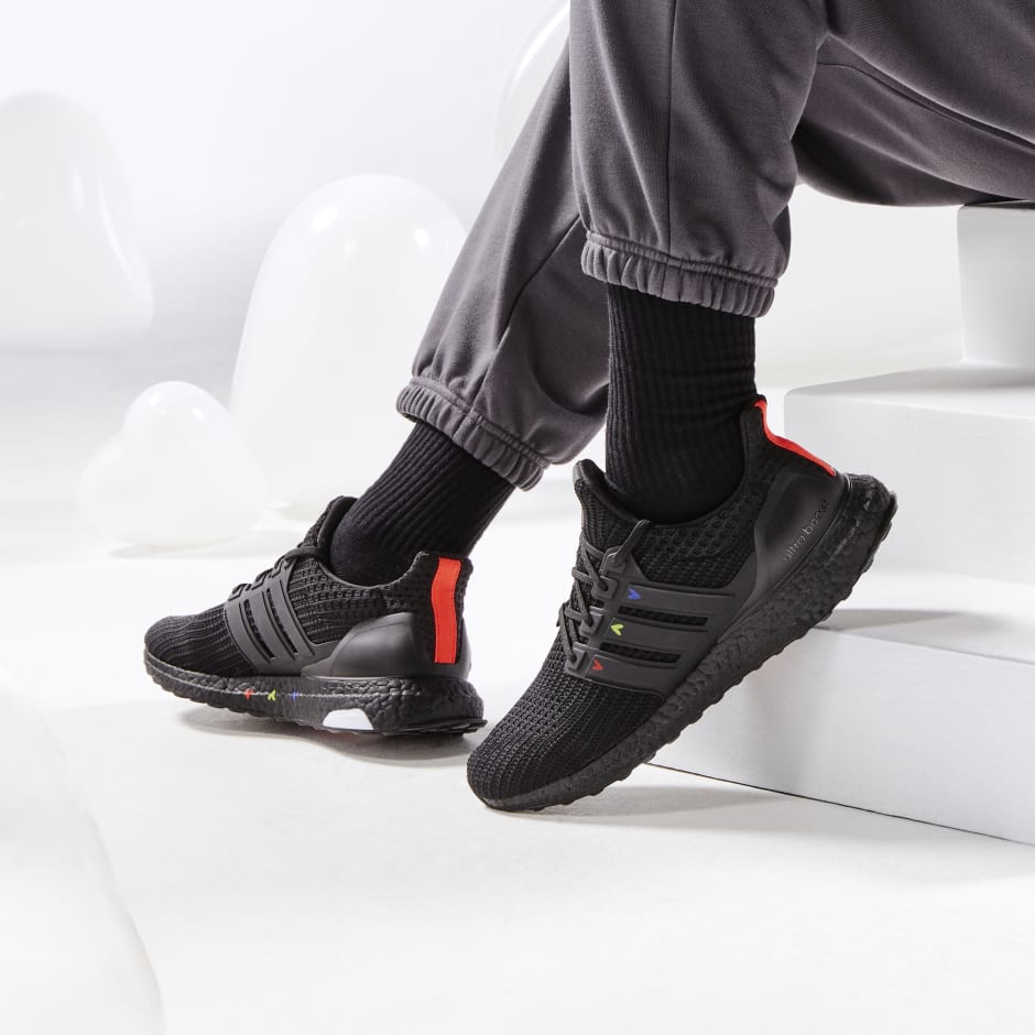 Tenis Ultraboost 4.0 DNA
