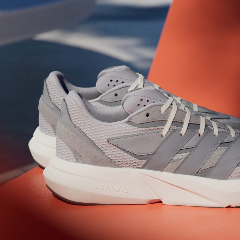 Lightblaze Shoes