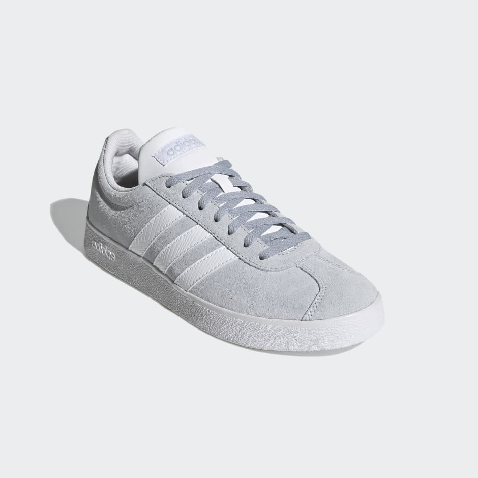 fila white canvas shoes