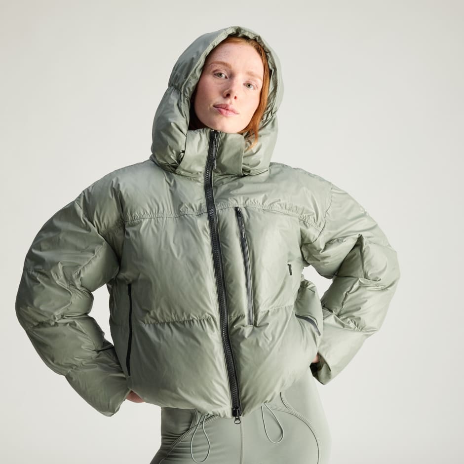 Jachetă de iarnă scurtă și căptușită adidas by Stella McCartney