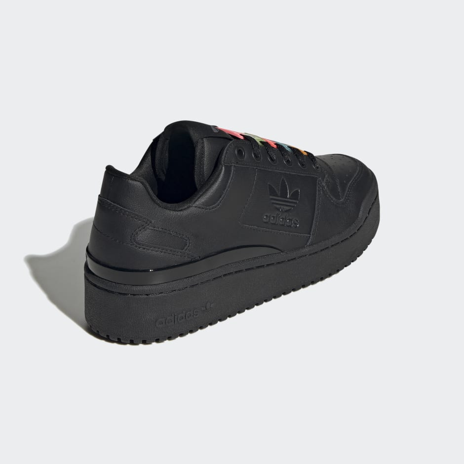 Forum Bold Shoes