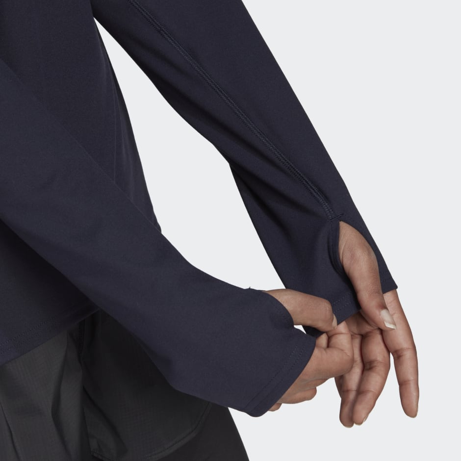Run Fast Half-Zip Long Sleeve Sweatshirt