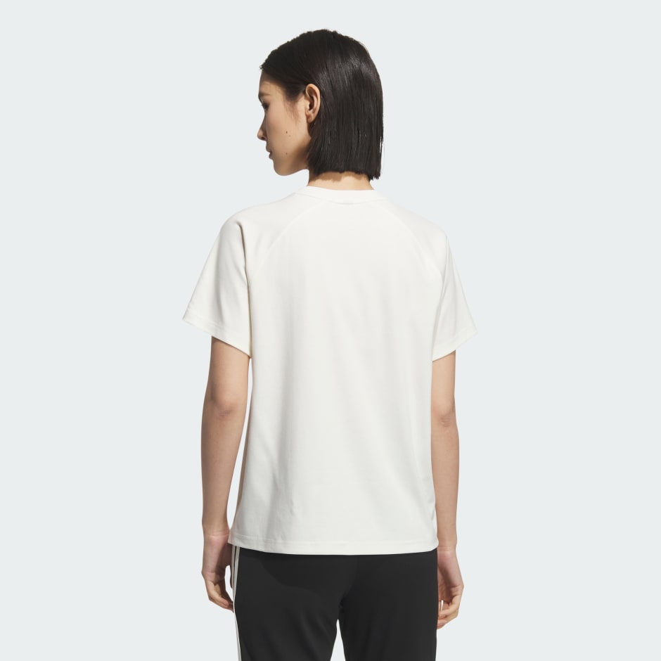 必備短袖標誌 T 恤