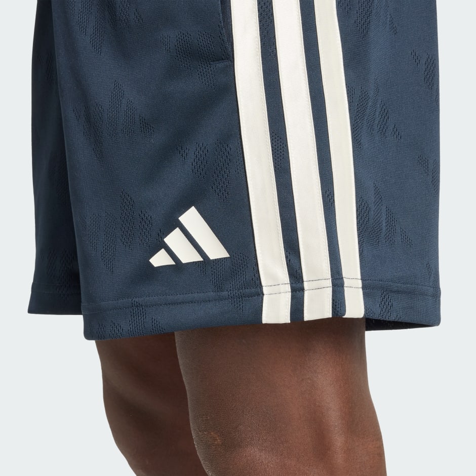 Stadium Jacquard Short