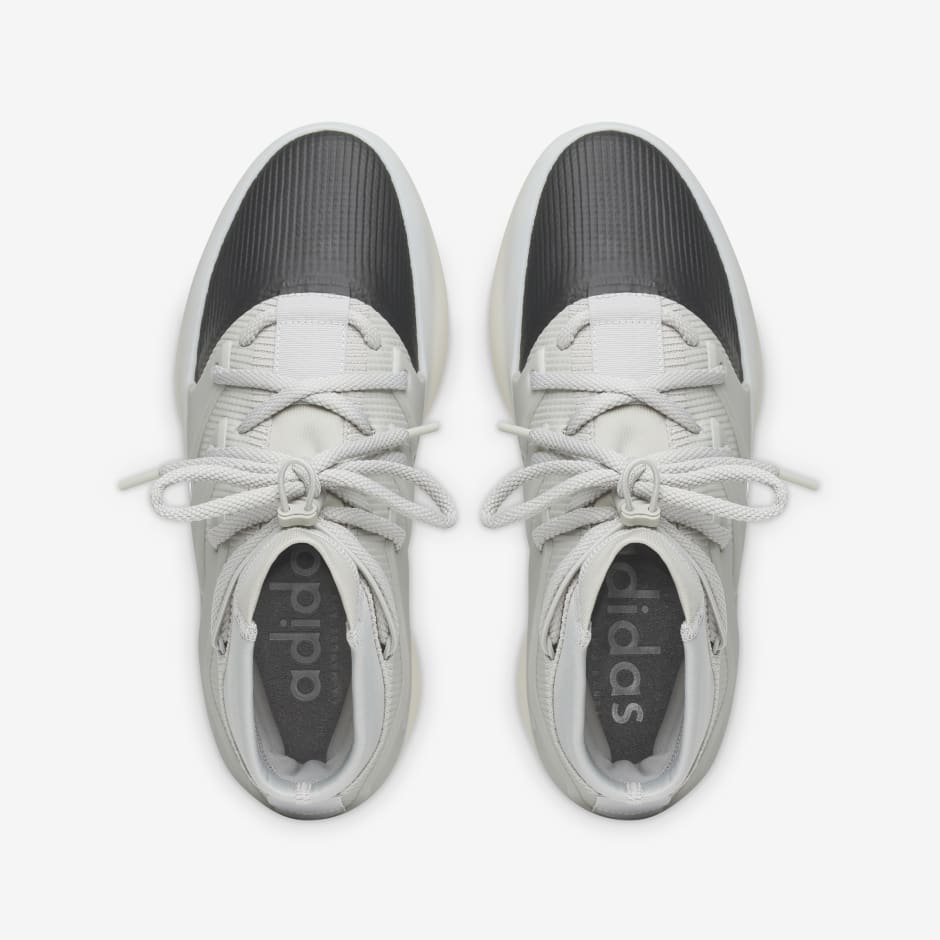 ATHLETICS I BASKETBALL