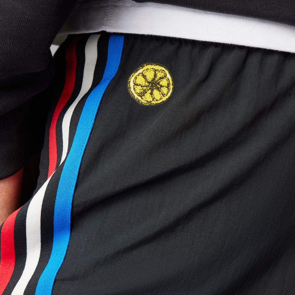 Manchester United Stone Roses Originals Shorts