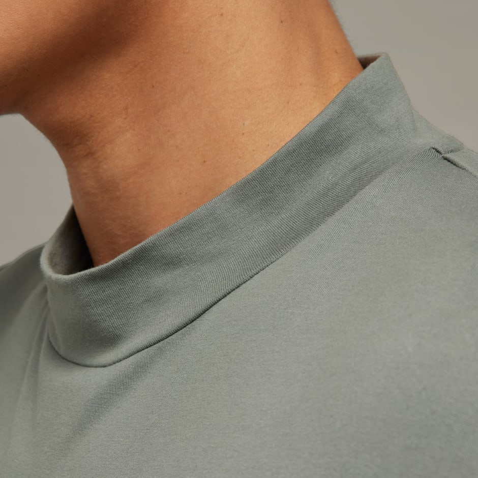 Acne studios best sale mock neck tee