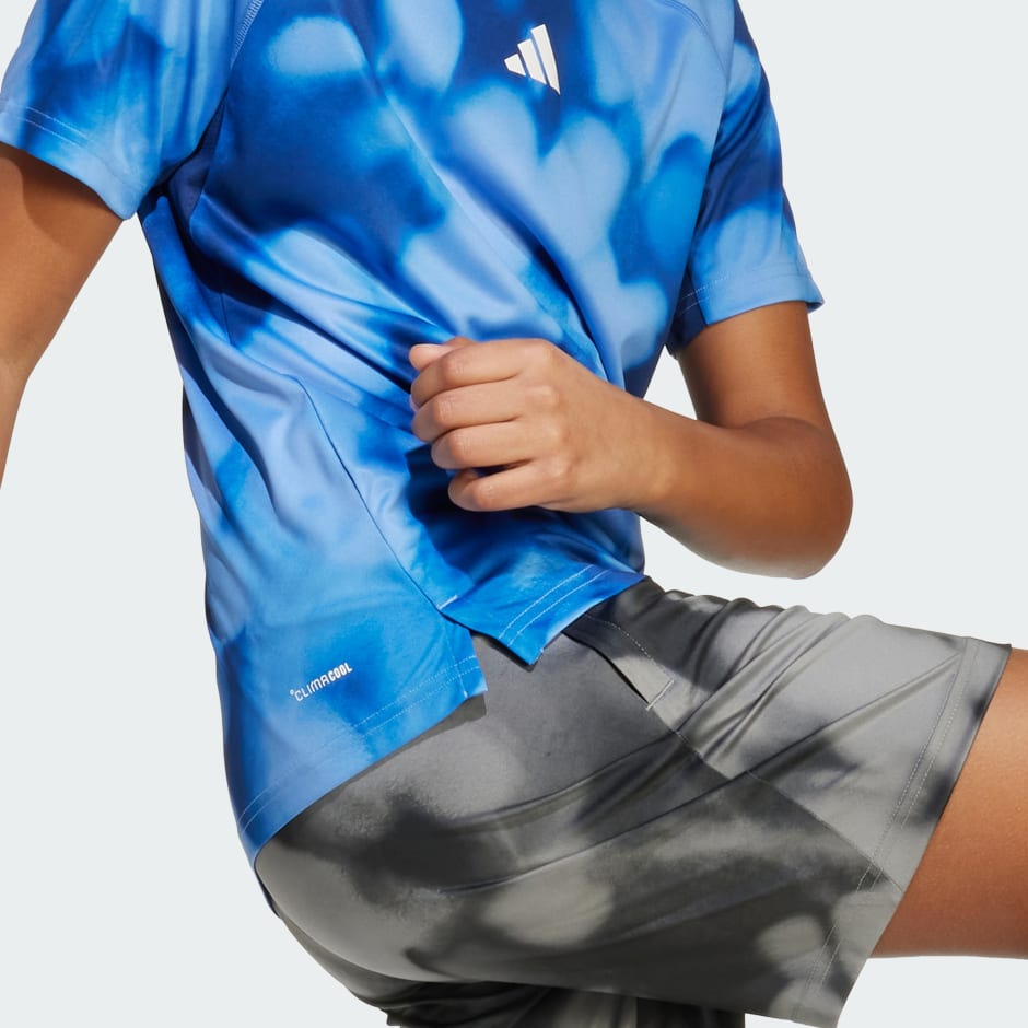 Training Tee With Allover Graphic