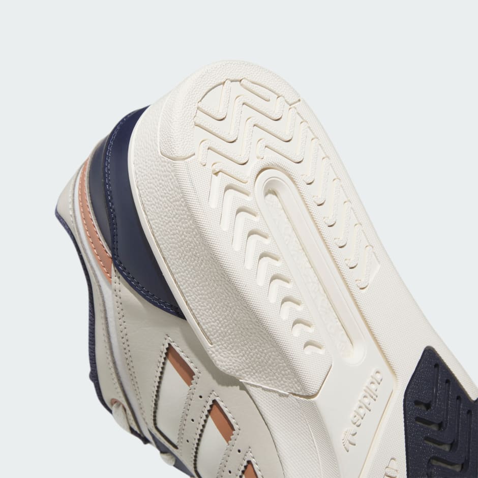 Drop Step Low Shoes