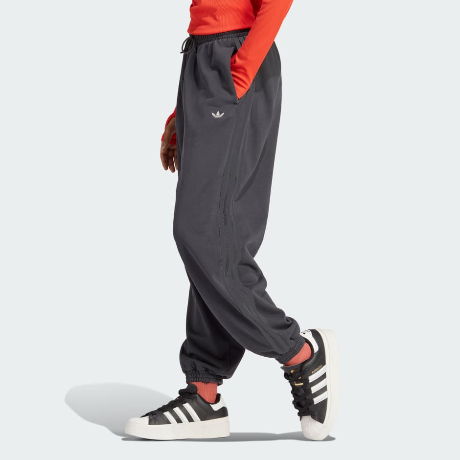 Afkorten Zelfrespect Helder op Women's Clothing - Joggers - Grey | adidas Oman