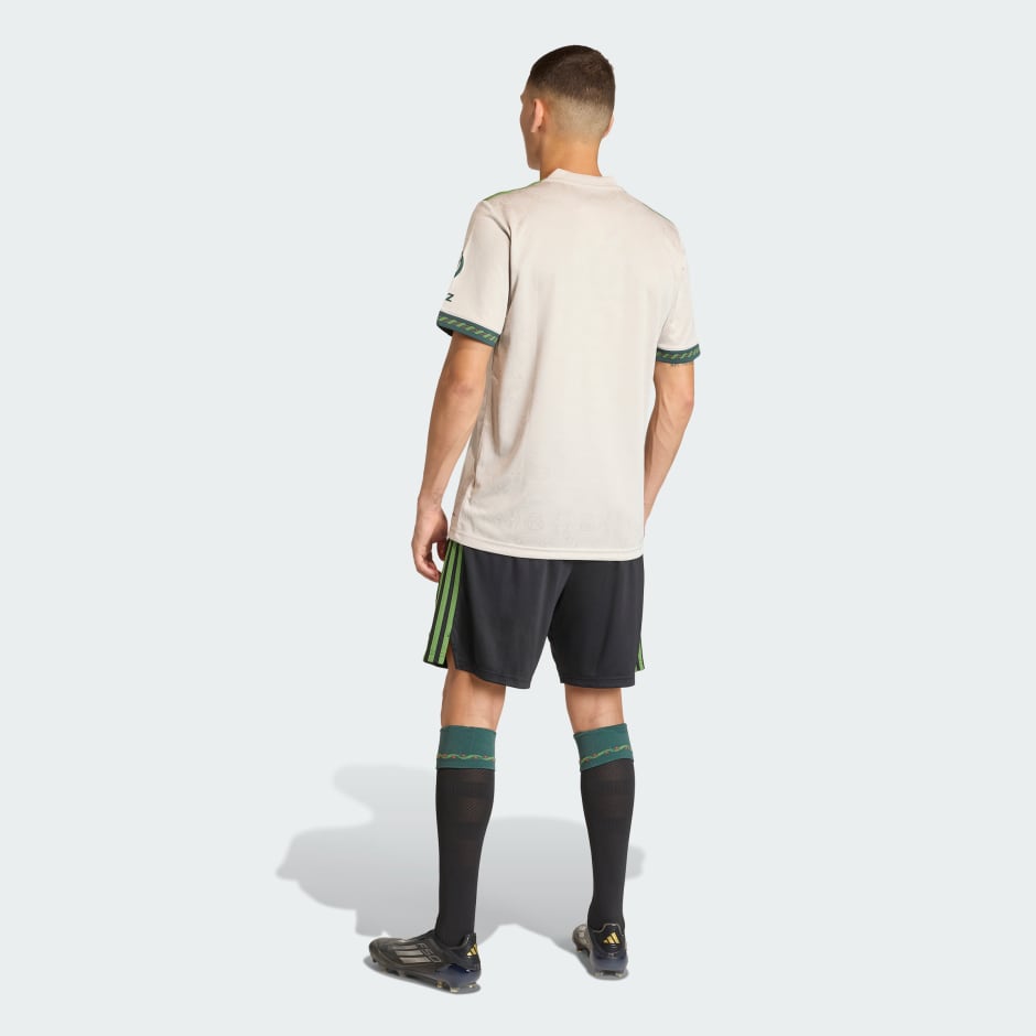 Echipament FC Bayern Wiesn