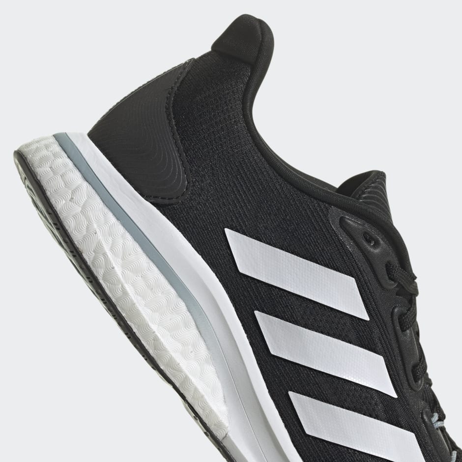 Tenis Supernova+
