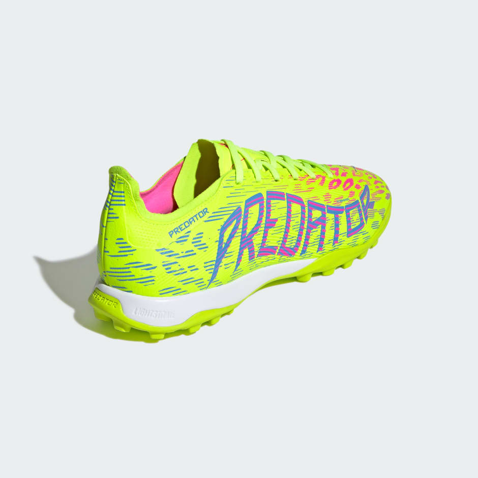 Predator League Turf Boots