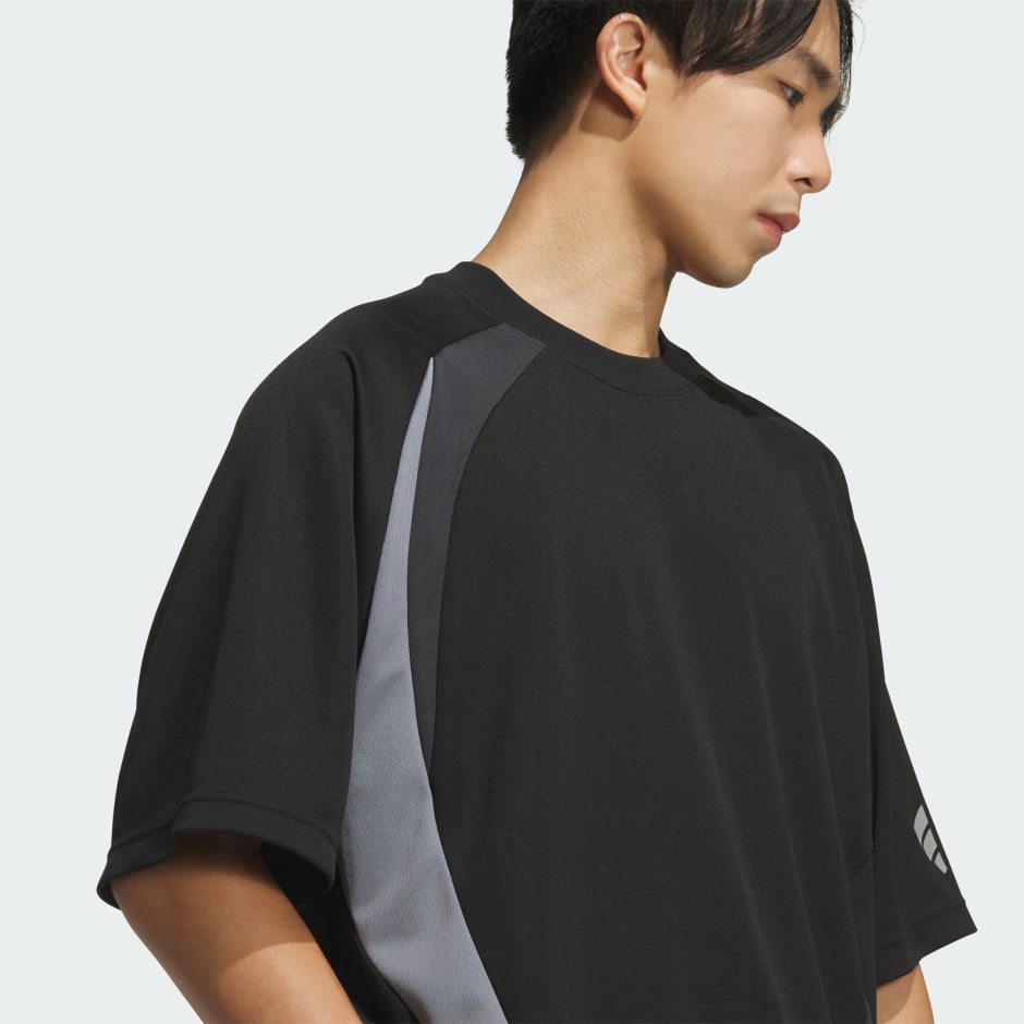 Future Style 短袖 T 恤