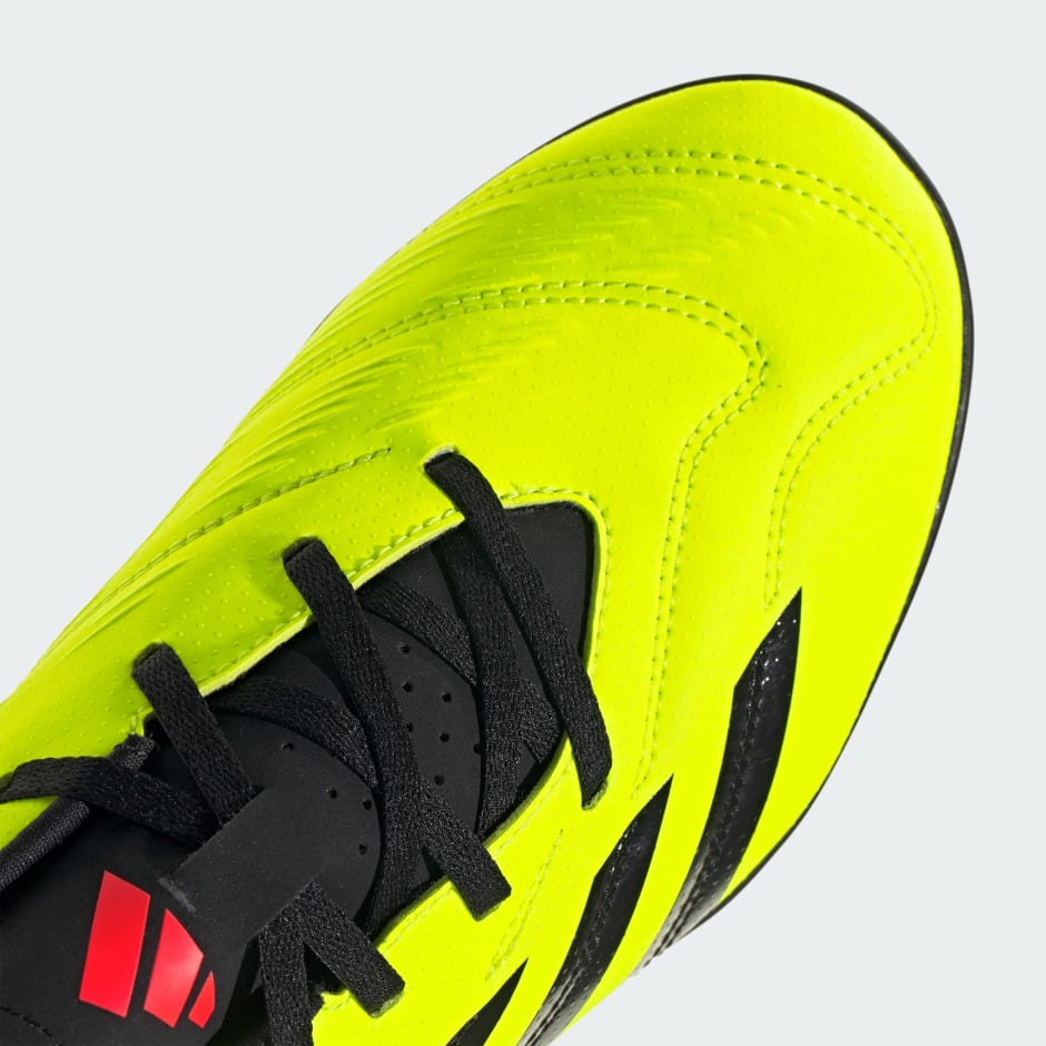 Predator Club Turf Football Boots