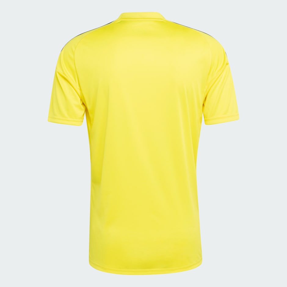 قميص أساسي بشعار نادي النصر لموسم 2026/2025 بإصدار مخصص للمشجعين