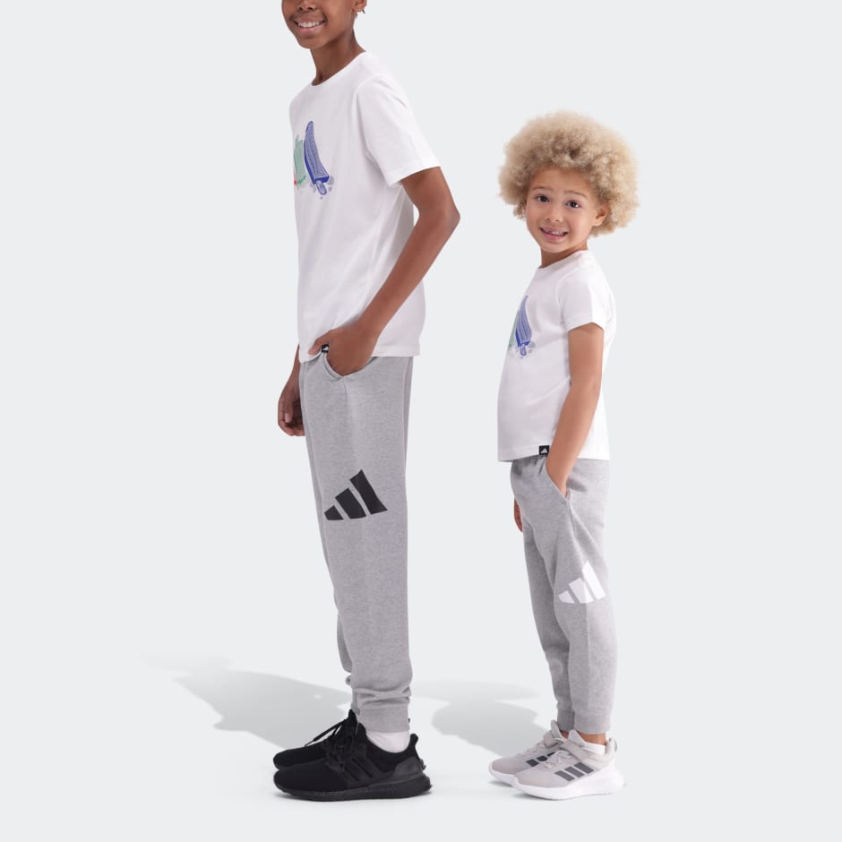 Lounge Ice Graphic T-Shirt