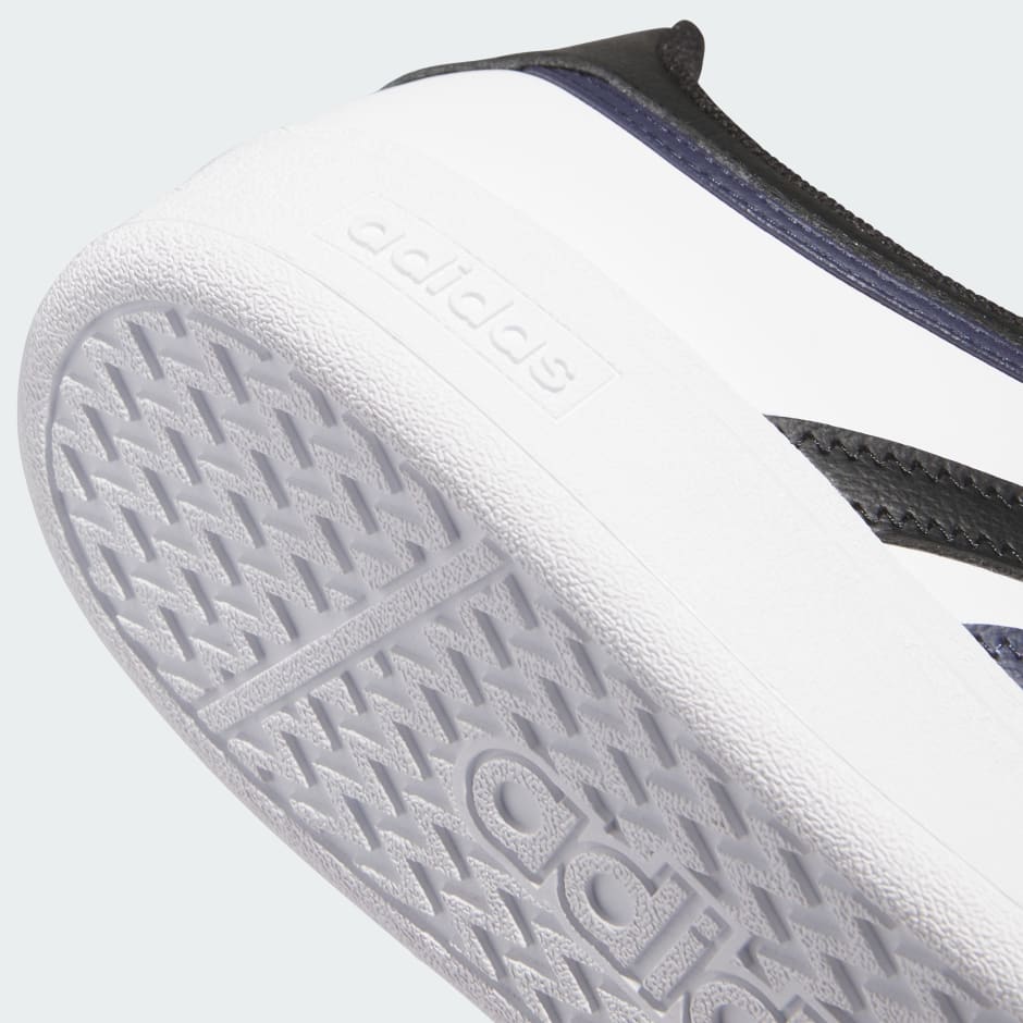 Hoops 4.0 Shoes