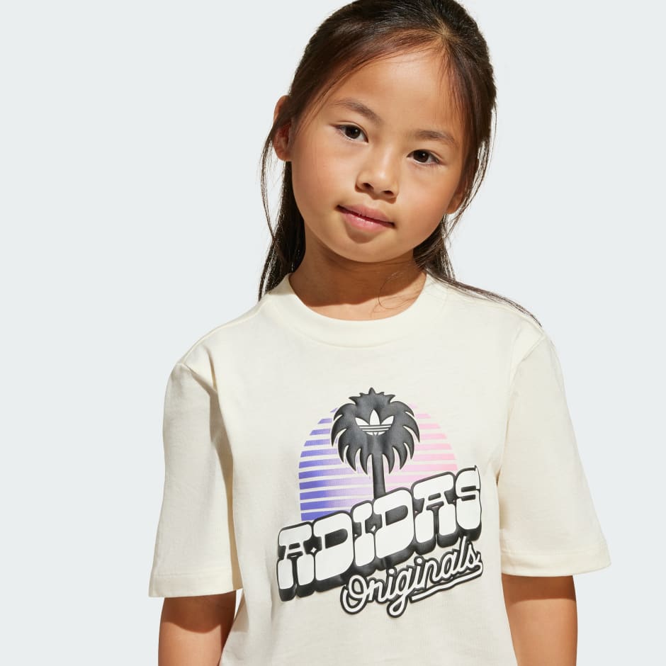 طقم للأطفال Shorts and Tee