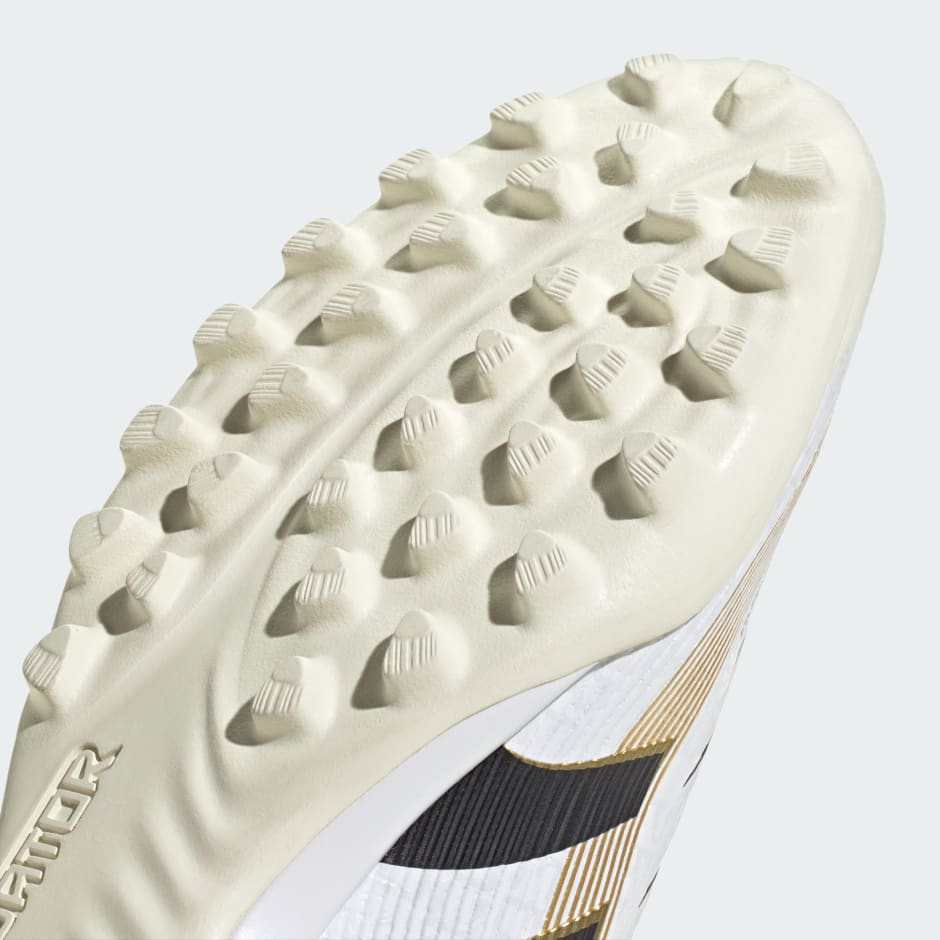 Predator League Turf Boots