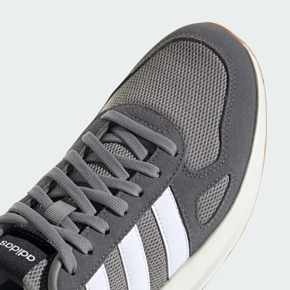 Pantofi sport Run 84