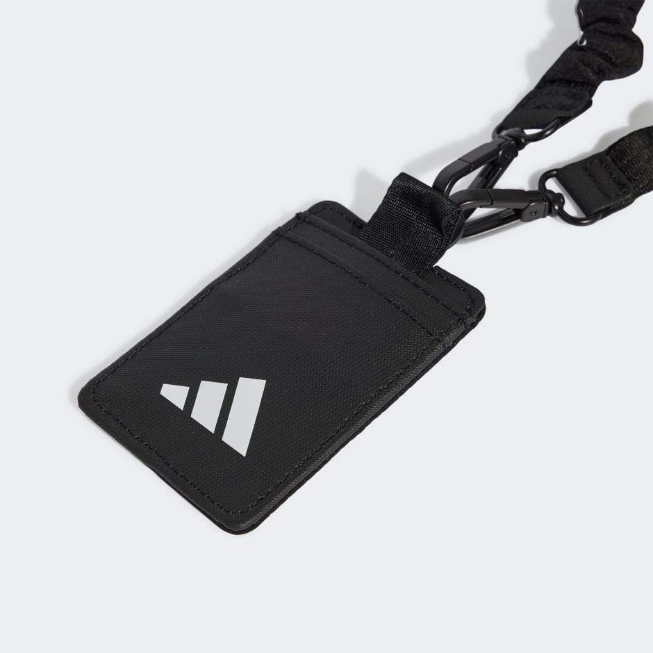 ȘNUR MERCEDES - AMG PETRONAS FORMULA 1 ENGINEERS & MARKETING