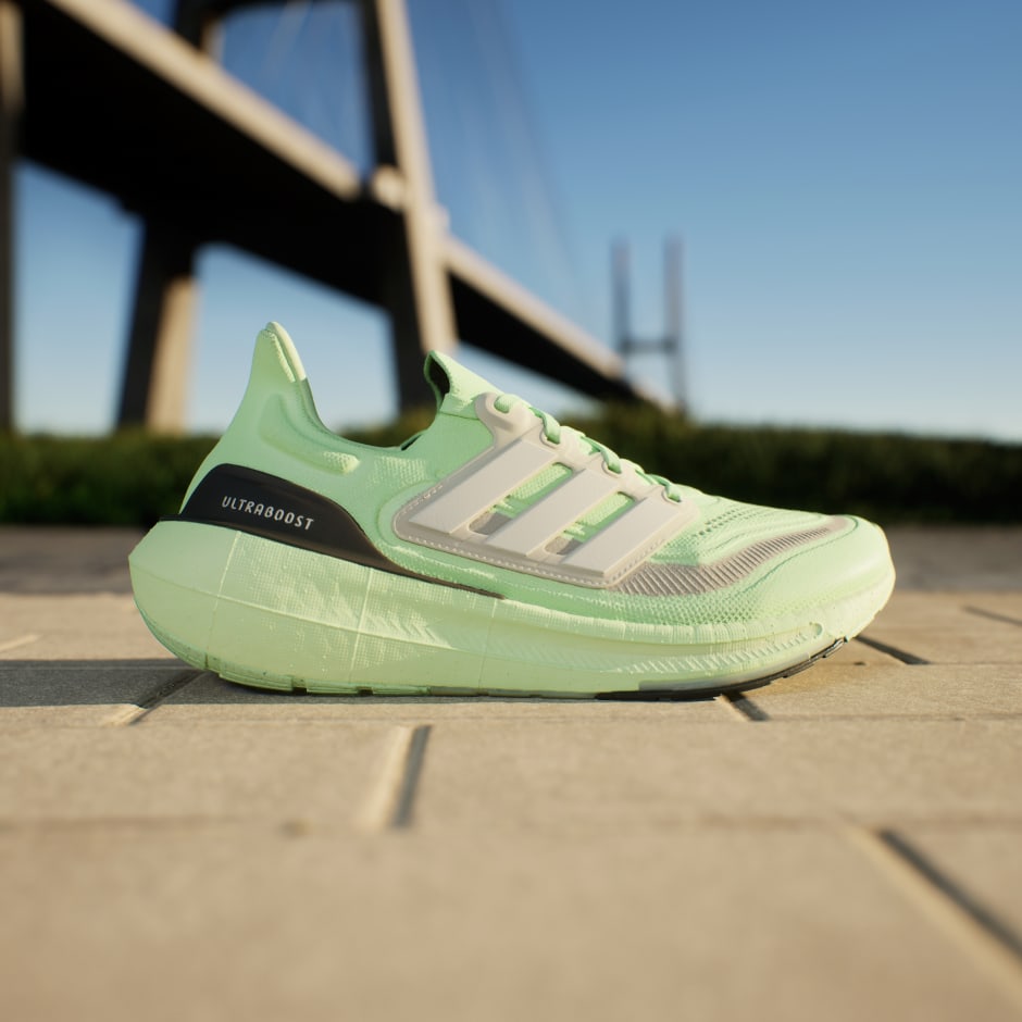 Adidas ultra 2024 boost clear green