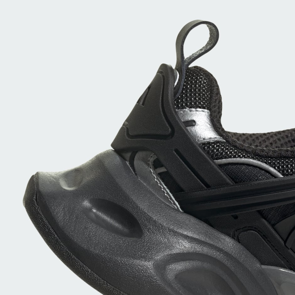 XLG Runner Deluxe Shoes