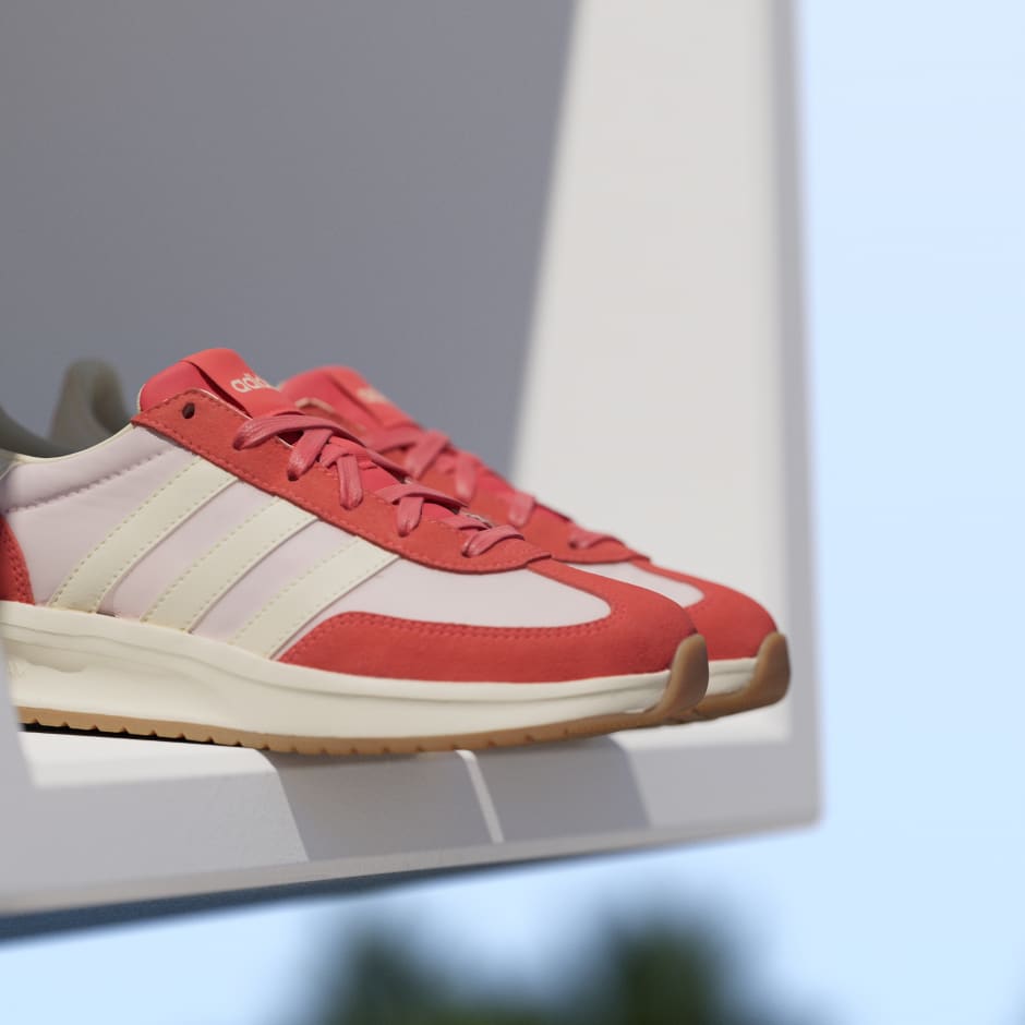 RUN 70s 2.0 Shoes