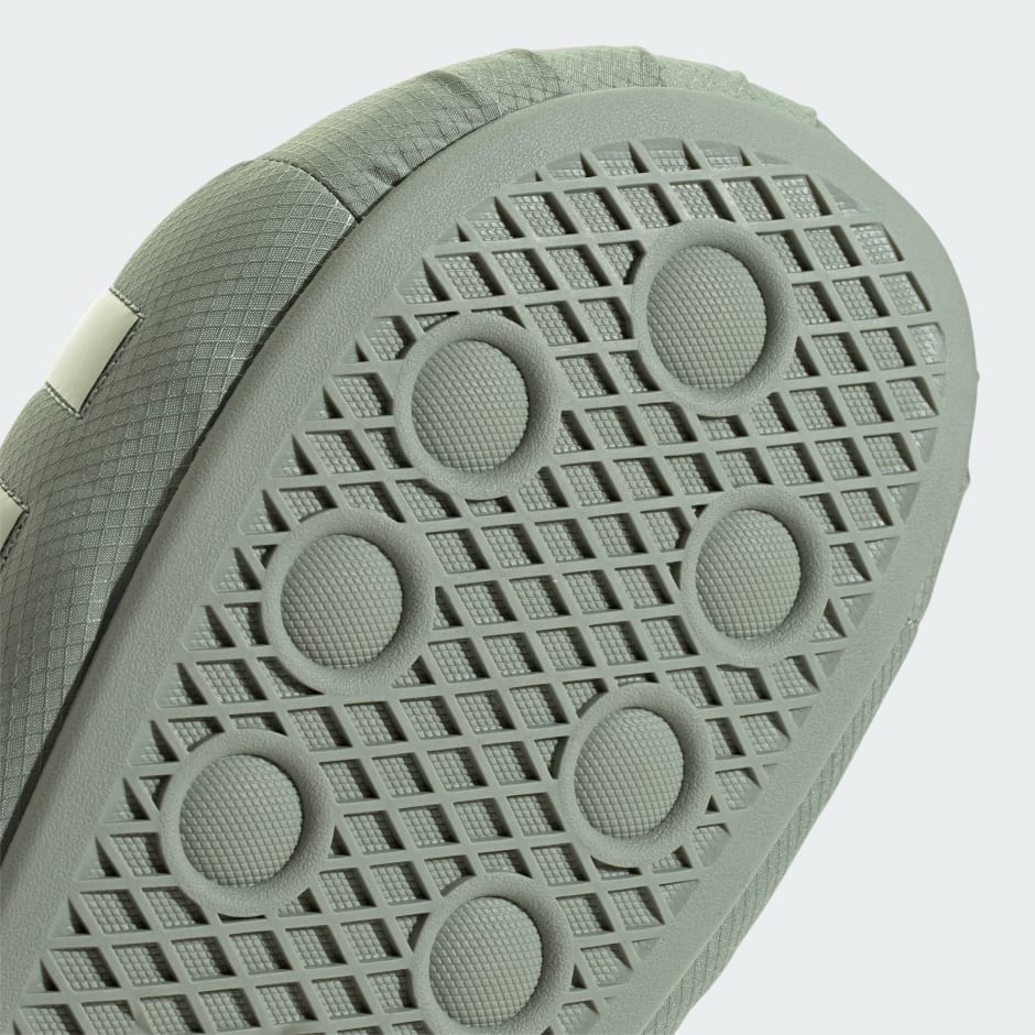 Adilette 24 Slides