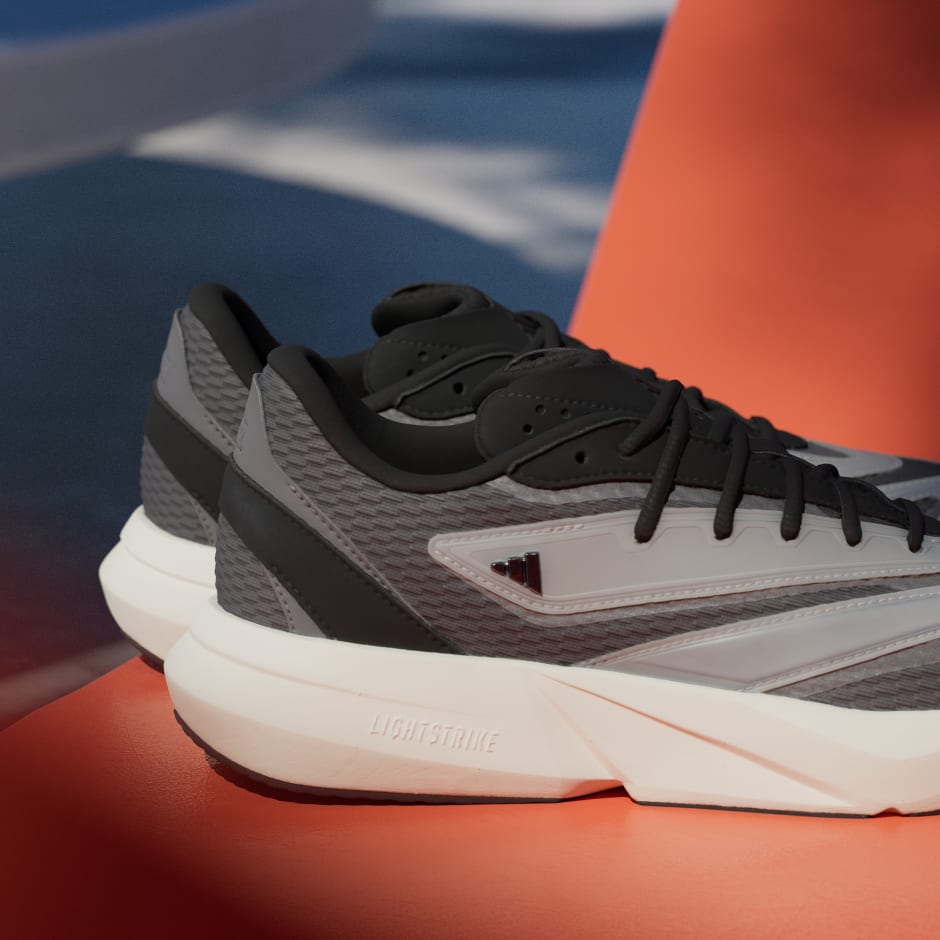 Lightblaze Shoes