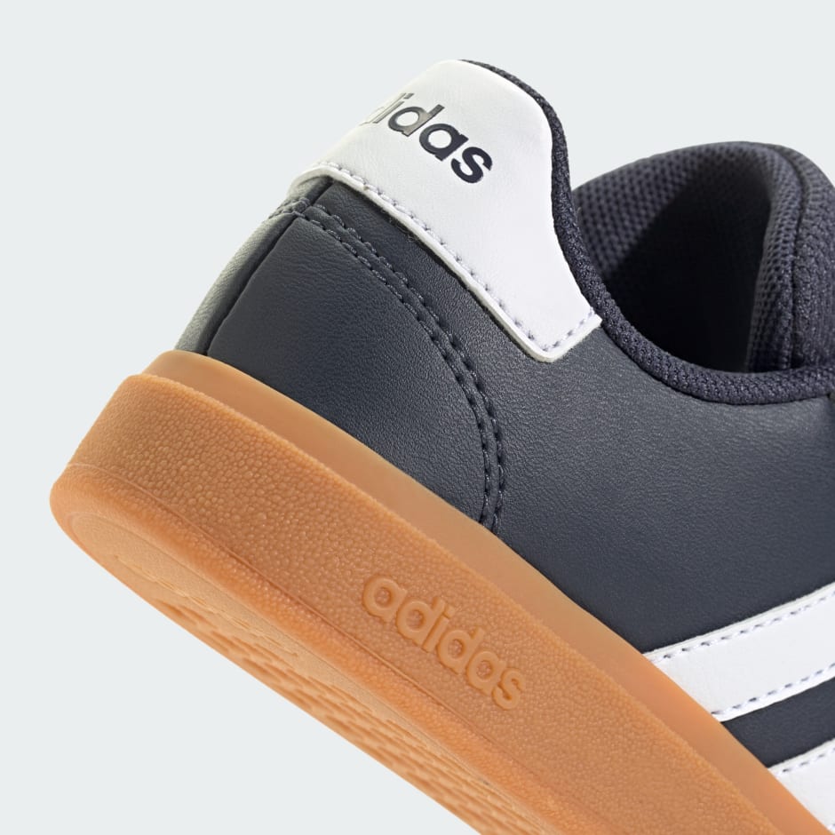 Grand Court Lifestyle Tennis Lace-Up Shoes