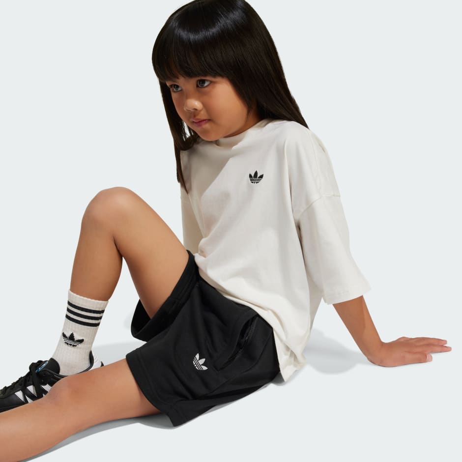סט חולצת טי ומכנסיים קצרים ADIDAS DISNEY MICKEY MOUSE
