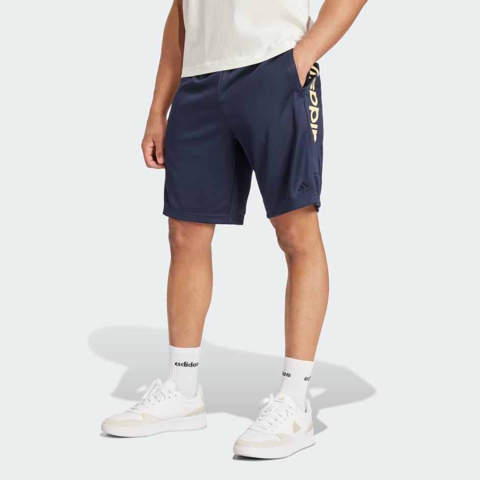 Tiro Wordmark Shorts