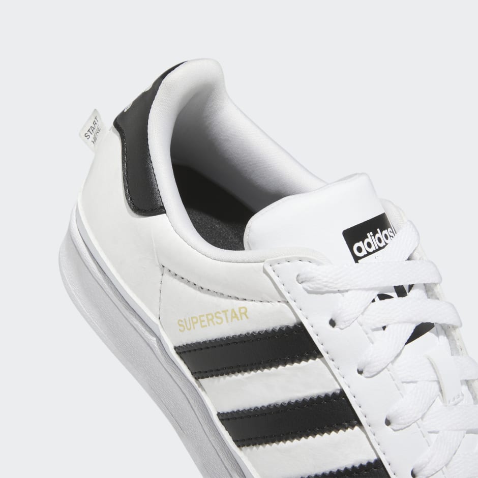 Toeschouwer Voorrecht vergelijking adidas Superstar Shoes - White | adidas QA