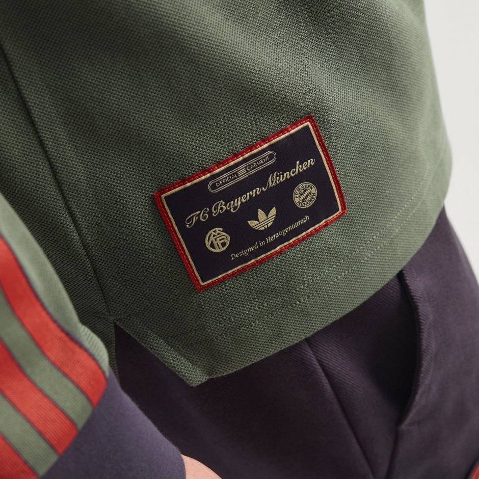 Tricou polo FC Bayern Terrace Icons cu m&acirc;necă lungă