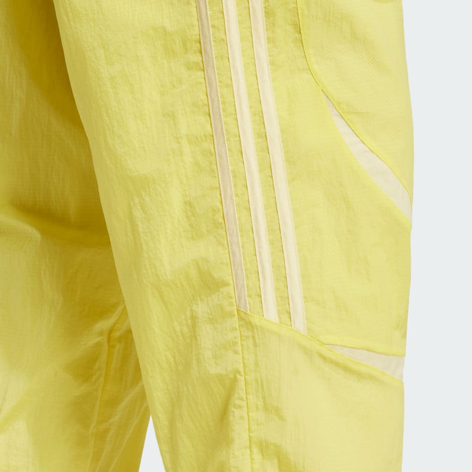 Adicolor 2000s Woven Track Pants
